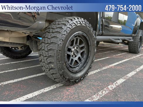 Used 2020 Chevrolet Colorado Z71 AWD/4WD image 38