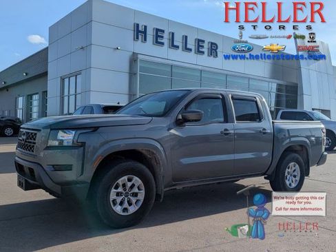 Used 2024 Nissan Frontier SV w/ Technology Package AWD/4WD image 1