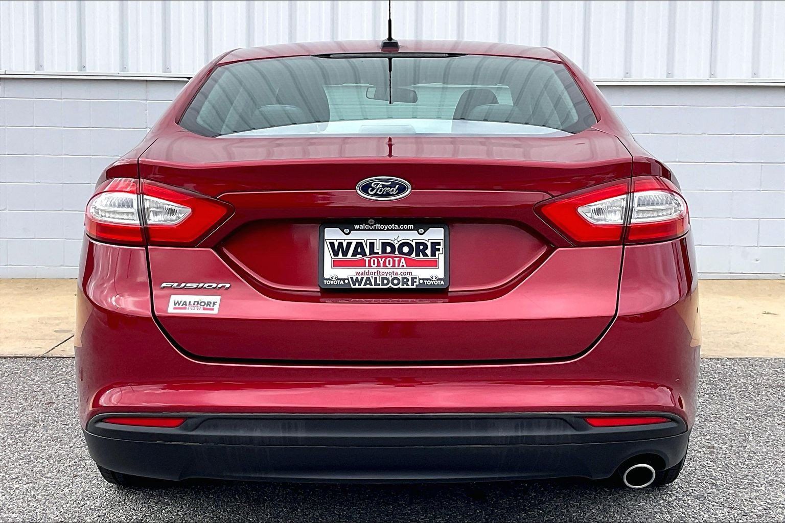 Used 2015 Ford Fusion S FWD image 5