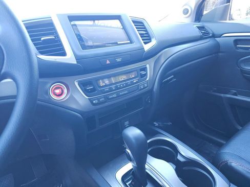 Used 2017 Honda Ridgeline Sport image 31