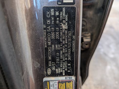 Used 2018 Kia Forte LX FWD image 19