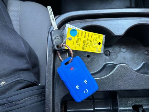 Used 2014 Chevrolet Silverado 1500 W/T image 34