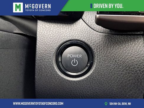 Used 2025 Toyota Camry XSE image 27