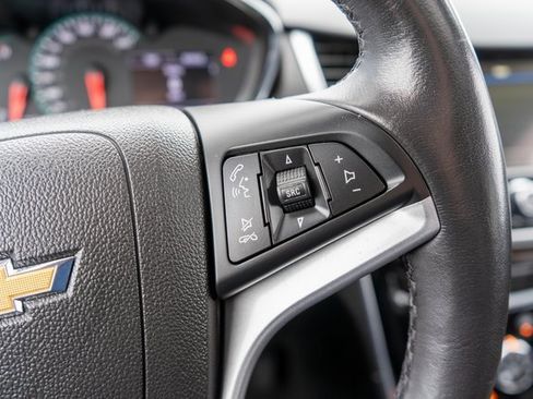 Used 2019 Chevrolet Trax Premier image 22