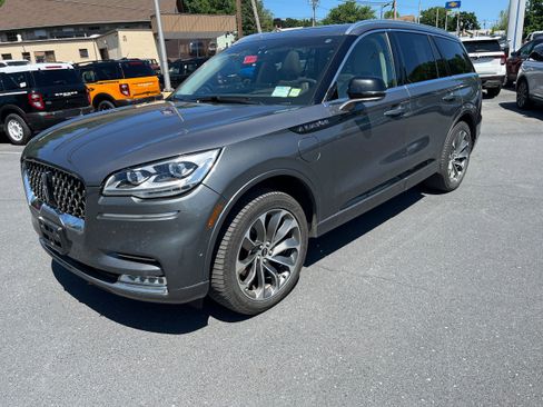 Used 2021 Lincoln Aviator Grand Touring w/ Equipment Group 301A AWD/4WD image 24