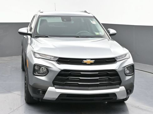 Certified 2023 Chevrolet TrailBlazer LT w/ Convenience Package FWD image 3