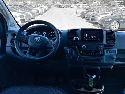 Used 2023 RAM ProMaster 3500 FWD image 12