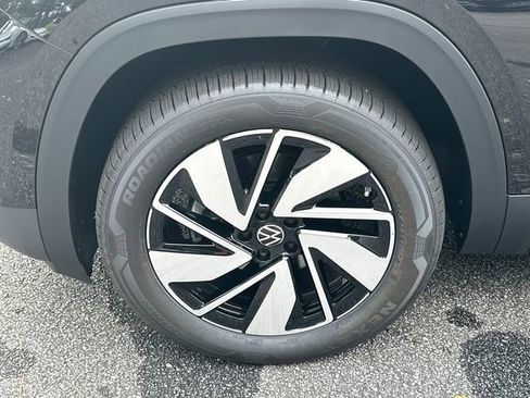 New 2026 Volkswagen Atlas SEL AWD/4WD image 11