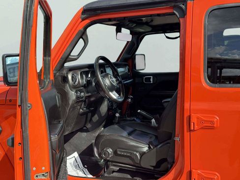 Used 2018 Jeep Wrangler Unlimited Rubicon AWD/4WD image 18