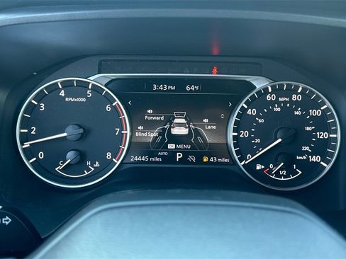 Used 2025 Nissan Rogue SV image 28