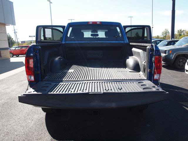 Used 2016 RAM 2500 Tradesman w/ Chrome Appearance Group AWD/4WD image 5