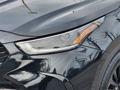Used 2023 Toyota Highlander XSE image 9