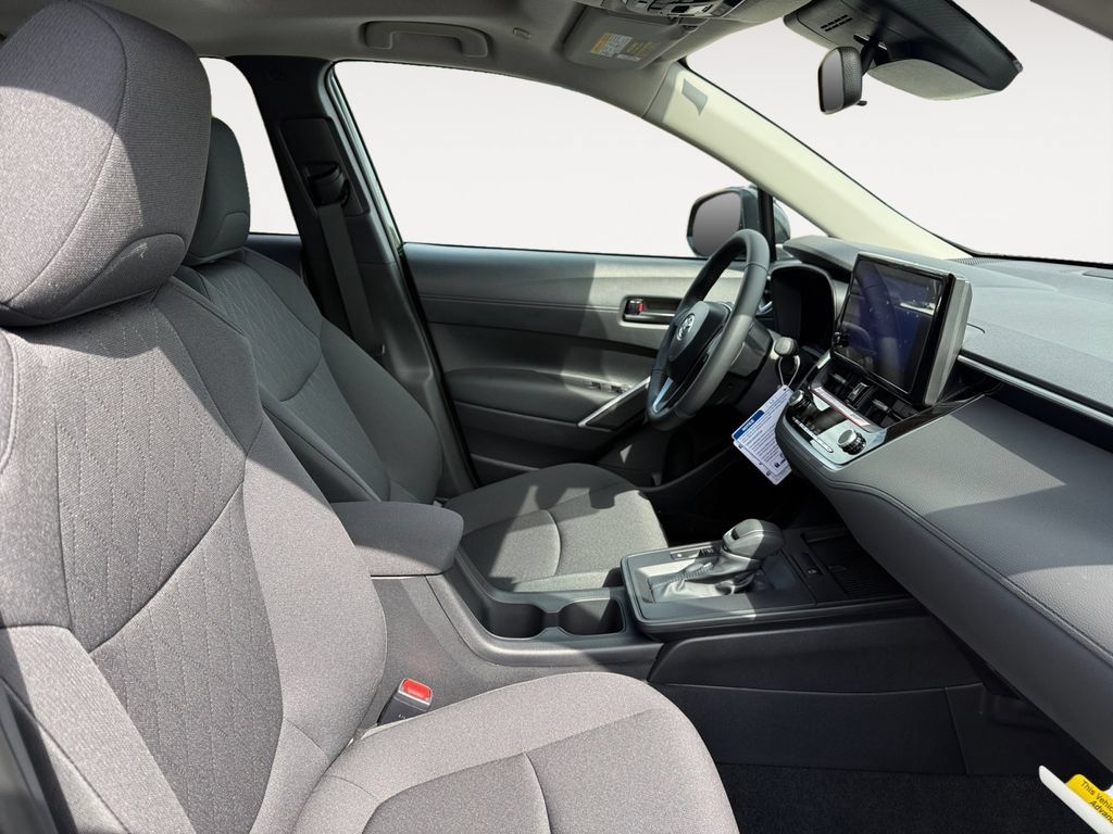 New 2026 Toyota Corolla Cross LE w/ Moonroof Package AWD/4WD image 15