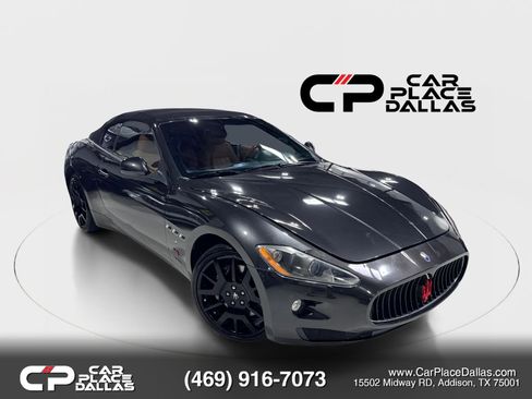 Used 2011 Maserati GranTurismo Convertible RWD image 1