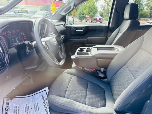 Used 2020 Chevrolet Silverado 1500 Custom Trail Boss w/ Custom Convenience Package AWD/4WD image 19