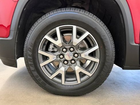 Used 2021 GMC Acadia SLE w/ Driver Convenience Package FWD image 11