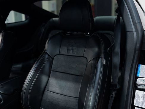 Used 2015 Ford Mustang GT Premium RWD image 28