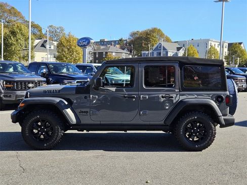 Used 2021 Jeep Wrangler Unlimited Sport image 2