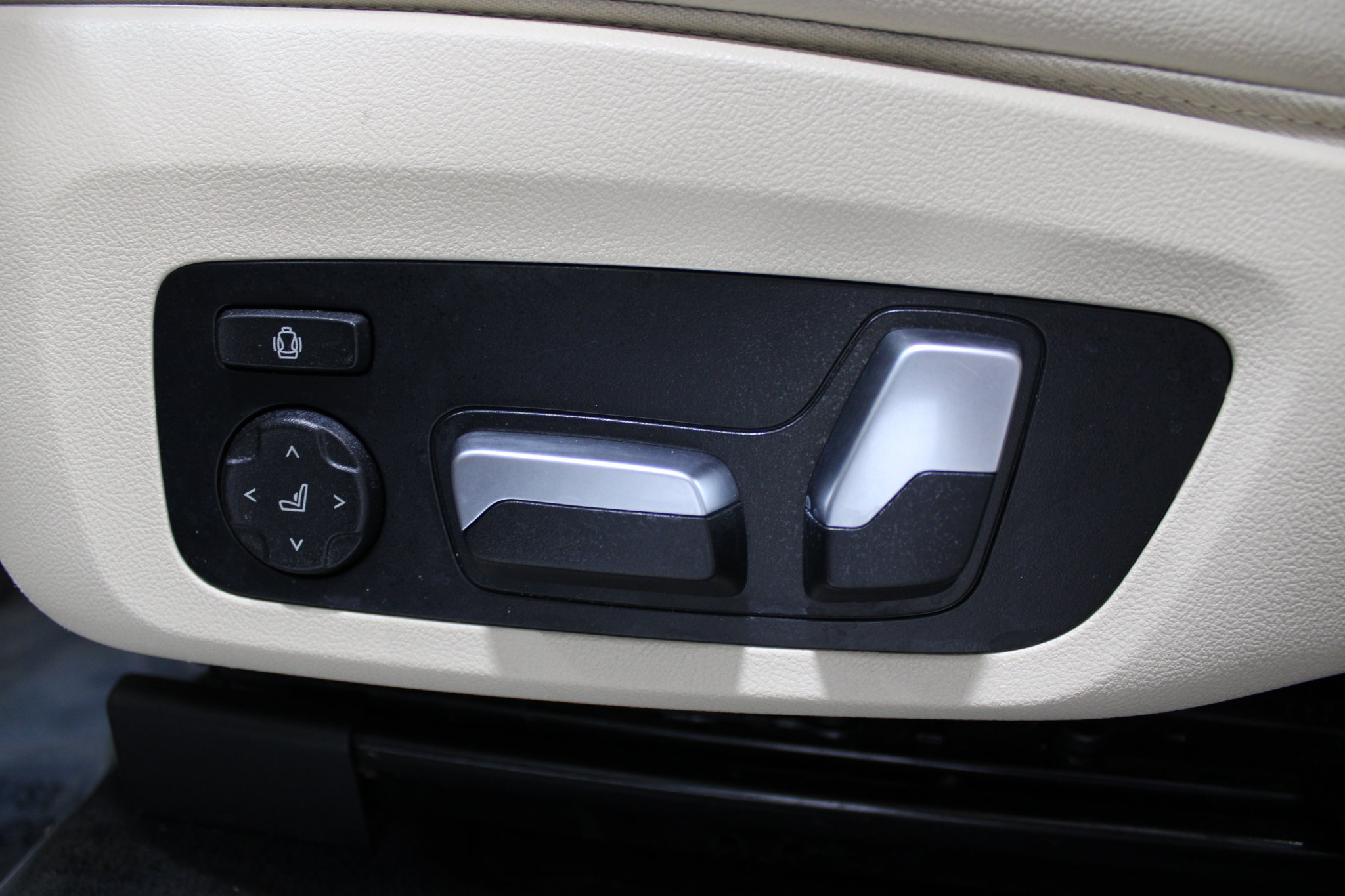 Used 2021 BMW X3 M40i w/ Executive Package AWD/4WD image 47