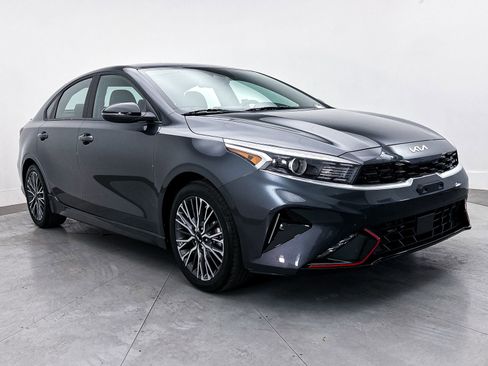 Used 2023 Kia Forte GT-Line w/ GT-Line Premium Package FWD image 11
