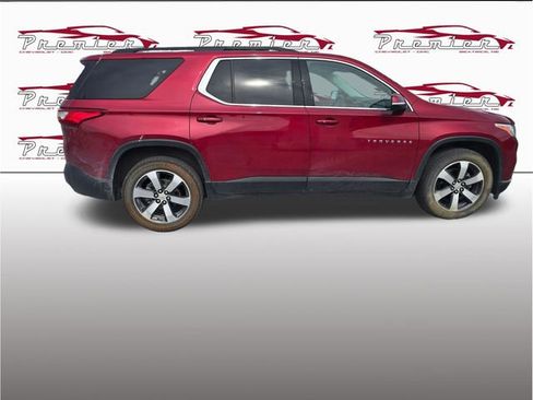Used 2019 Chevrolet Traverse LT w/ LT Premium Package FWD image 7