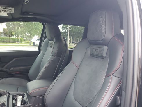 Certified 2025 Toyota Tacoma TRD Pro AWD/4WD image 17
