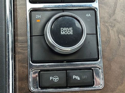 Used 2020 Ford Expedition Platinum image 53