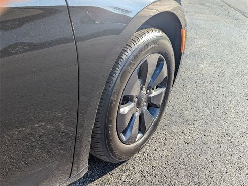 Used 2020 Chrysler Pacifica Limited w/ Quick Oder Package 2EV RED-S image 31