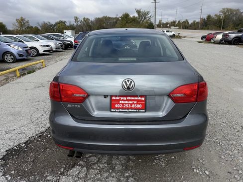 Used 2014 Volkswagen Jetta S image 4