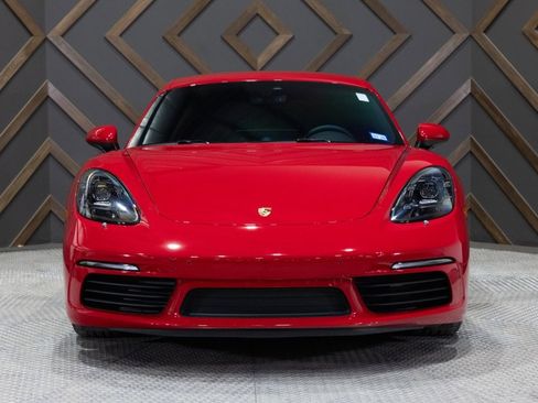 Used 2019 Porsche 718 Cayman S image 4
