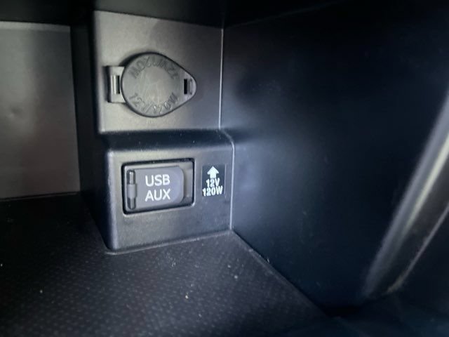 Used 2012 Toyota Camry LE FWD image 15