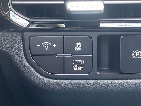 New 2026 Kia Sportage LX image 21