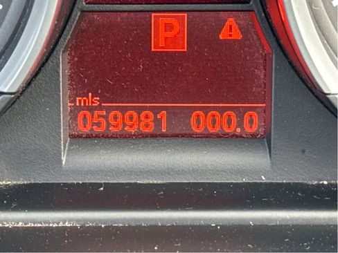 Used 2010 BMW Z4 sDrive35i image 17