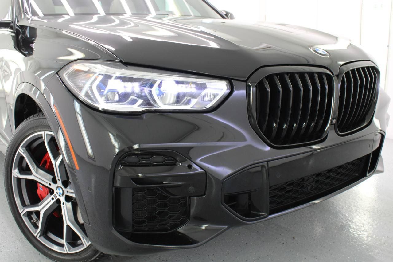 Used 2022 BMW X5 xDrive40i w/ M Sport Package AWD/4WD image 23