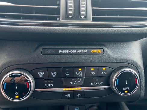 Used 2023 Ford Escape ST-Line w/ Equipment Group 301A FWD image 24