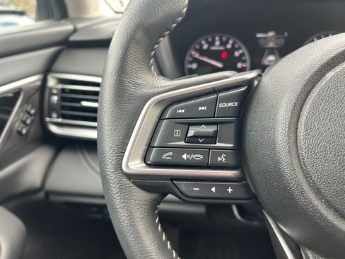 Used 2025 Subaru Outback Limited image 17