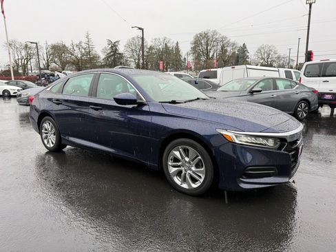 Used 2019 Honda Accord LX image 6