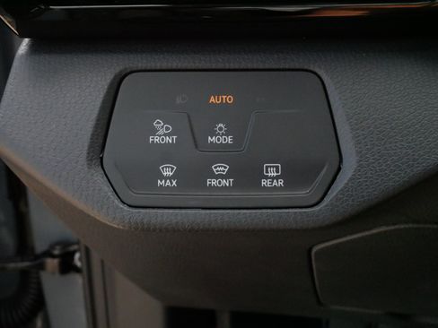 Used 2025 Volkswagen ID.4 Pro S AWD/4WD image 27
