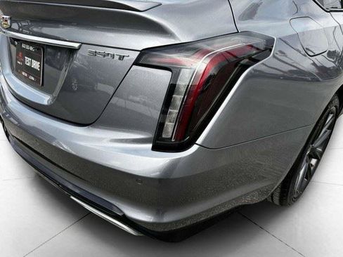 Used 2022 Cadillac CT5 Sport RWD image 18