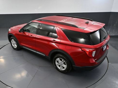 Used 2023 Ford Explorer XLT w/ Equipment Group 202A AWD/4WD image 58