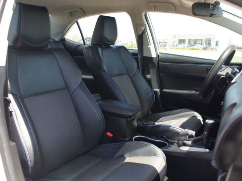 Used 2018 Toyota Corolla SE FWD image 21