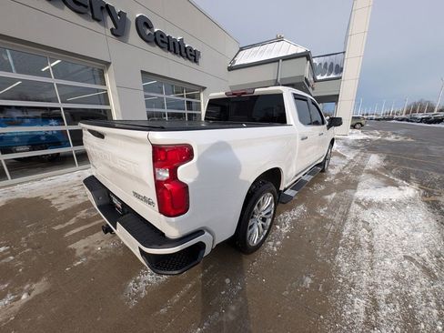 Used 2022 Chevrolet Silverado 1500 High Country w/ High Country Premium Package image 6