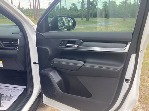 New 2026 GMC Terrain Elevation w/ Technology Package II FWD image 21
