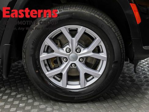 Used 2021 Jeep Grand Cherokee L Limited w/ MOPAR Finishing Package image 35