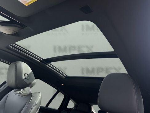 Used 2023 BMW X4 M40i w/ Premium Package image 12