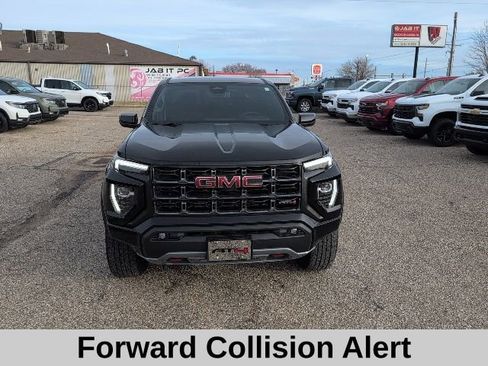 Used 2024 GMC Canyon AT4 w/ AT4 Premium Package image 16