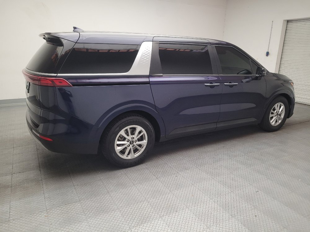 Used 2022 Kia Carnival LX FWD image 10