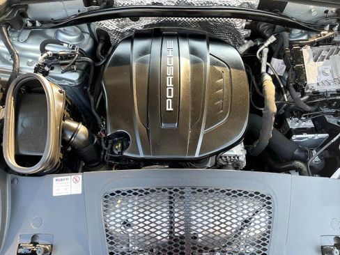 Used 2019 Porsche Macan image 81