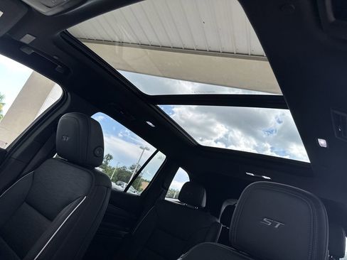 New 2026 Buick Enclave Sport Touring w/ Power Package image 29