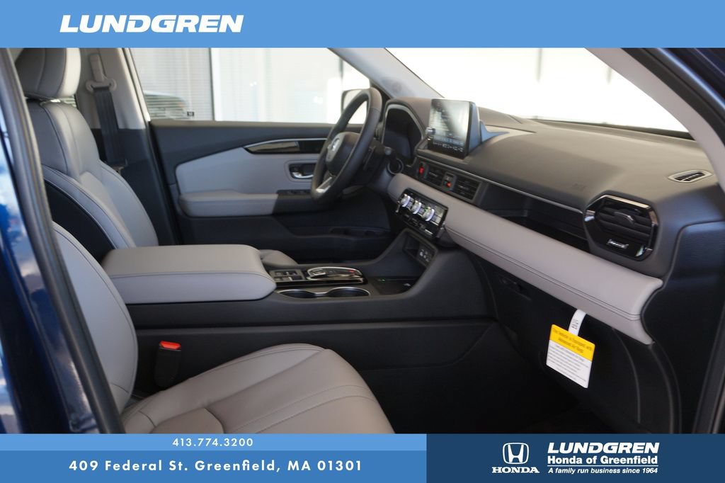Used 2025 Honda Pilot EX-L image 37